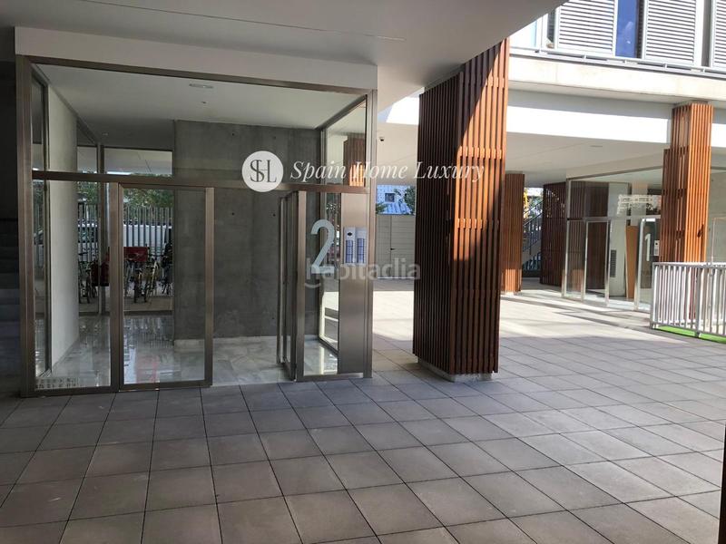 Foto ed5fc7d9-341a-4642-9c7c-2d9d5725ef30. Piso avenida de fernando abril martorell en Malilla Valencia