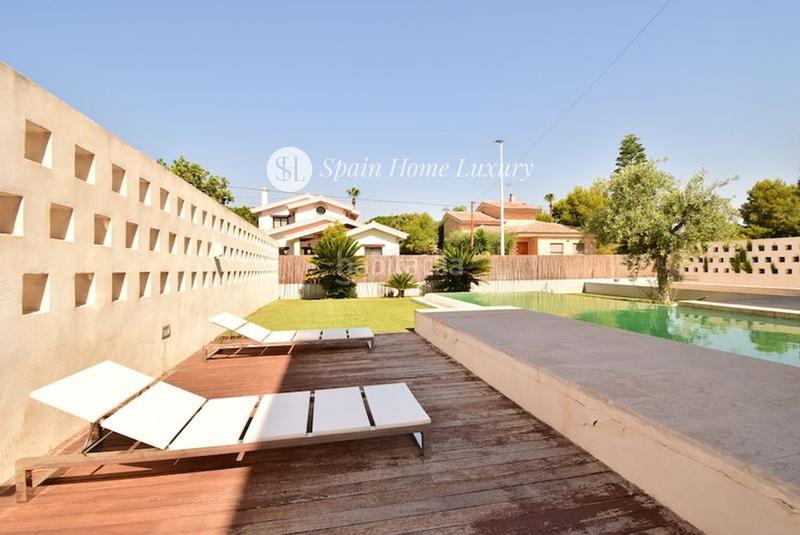 Foto 5f99fb20-5bd9-4dbc-8c99-58d6373f9dc4. Chalet en ribaroja de túria en Beniferri Valencia