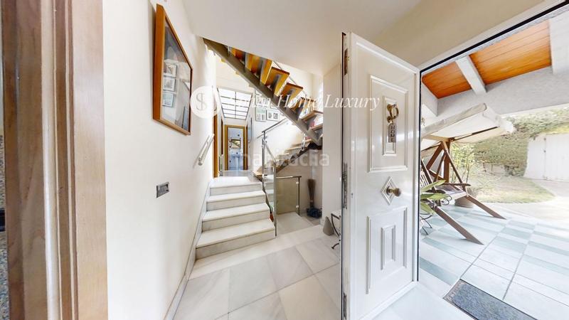 Foto 0962f0a3-364d-4c0b-85f2-e76d2b5d93dd. Xalet amb aparcament piscina a Entrepinos Eliana (l´)