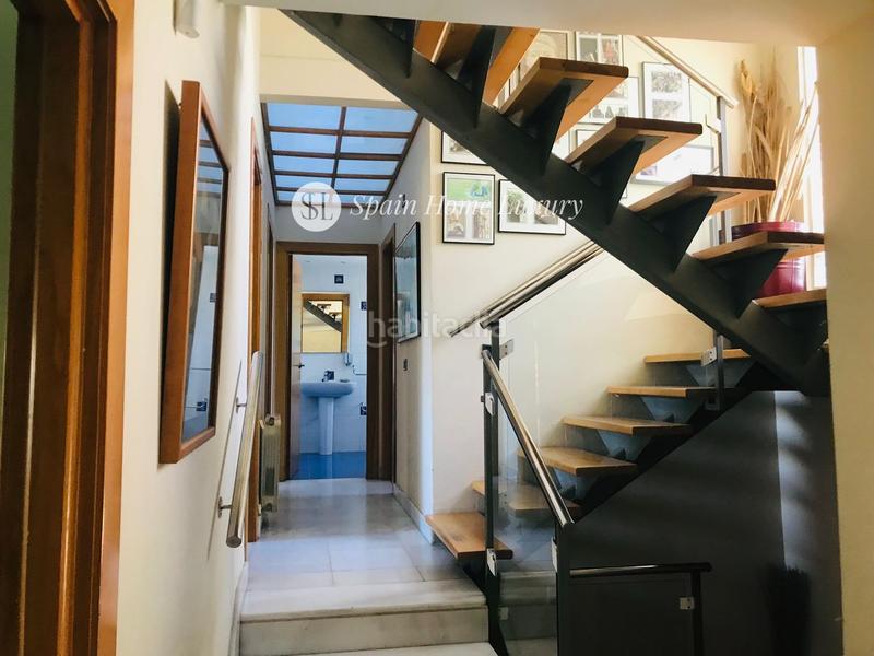 Foto 28cd75a2-3812-4b5c-86b0-d3cbce9ebf80. Xalet amb aparcament piscina a Entrepinos Eliana (l´)