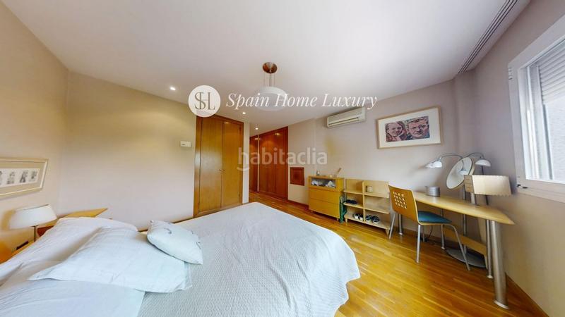 Foto 7679fc42-a1ab-45ec-85ab-c22511e3df62. Xalet amb aparcament piscina a Entrepinos Eliana (l´)