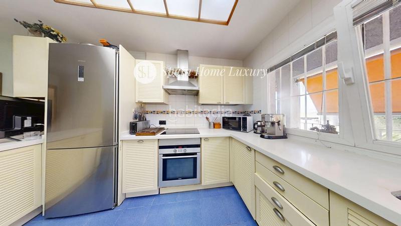 Foto 8ccb3ac0-1c50-4c1e-a155-e3244a8a88ed. Xalet amb aparcament piscina a Entrepinos Eliana (l´)