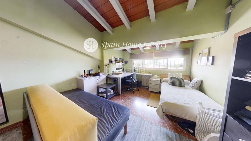 Foto daa866cd-e7b4-4547-8487-211179051c61. Xalet amb aparcament piscina a Entrepinos Eliana (l´)