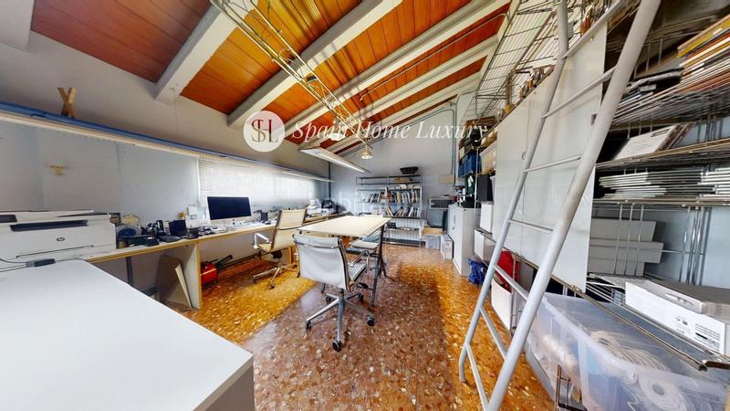 Foto eaf69d42-3454-488f-96b2-7c237f89a2a4. Xalet amb aparcament piscina a Entrepinos Eliana (l´)