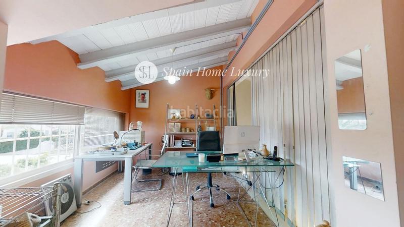 Foto eb456463-1dfb-4141-a275-81ac36676a68. Xalet amb aparcament piscina a Entrepinos Eliana (l´)