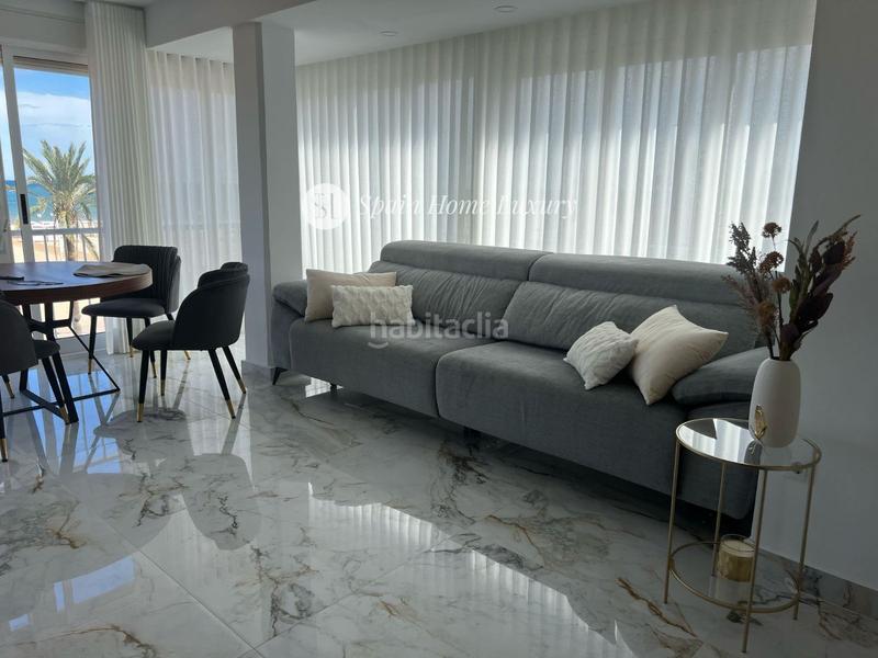 Foto 789d78f9-fae0-4d54-9e11-37ce16a7c257. Piso estupenda vivienda en primera línea mar en Playa de Gandía Gandia