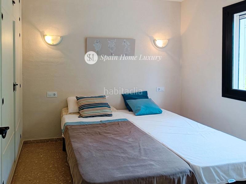 Foto 92455c19-9048-4d81-b47a-cc6fe3334c5a. Casa pareada en Centro Urbano Dénia