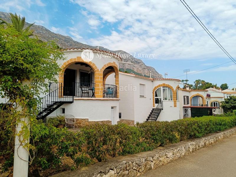 Foto d06fba87-b187-4670-b54d-b9d1fb6d6ae4. Casa pareada en Centro Urbano Dénia