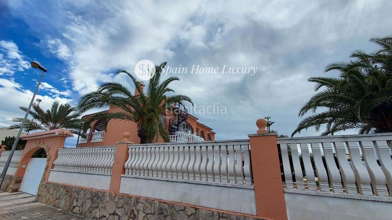 Foto 177fc6c2-a704-486d-bf31-27565c9300cc. Xalet amb aparcament a Oliva playa Oliva