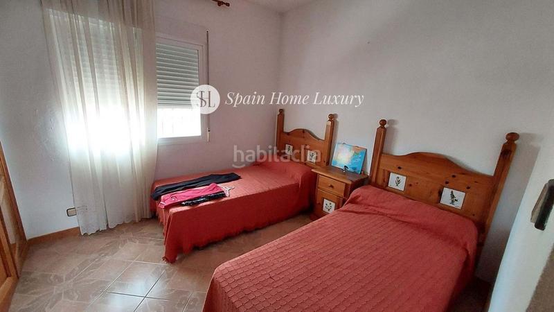 Foto 47473d2f-2d12-4bd5-8d1d-ac857140751f. Xalet amb aparcament a Oliva playa Oliva
