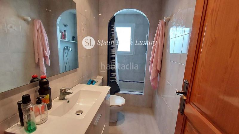 Foto 4daf4eee-bb56-43ba-b6ac-af64dbba35ad. Xalet amb aparcament a Oliva playa Oliva