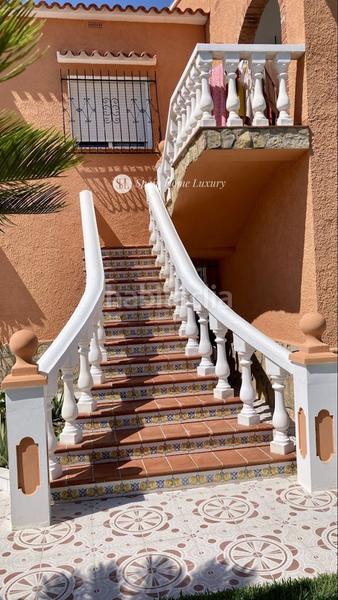 Foto 9b029317-3ae7-456b-974a-f1a22c546743. Xalet amb aparcament a Oliva playa Oliva