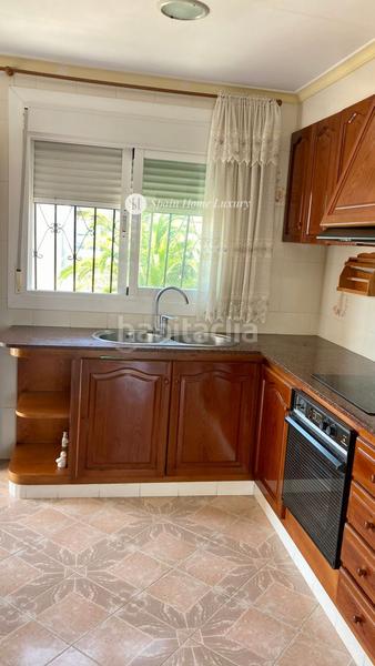 Foto f0044587-f83a-4360-a35e-44c3e4b23c76. Xalet amb aparcament a Oliva playa Oliva