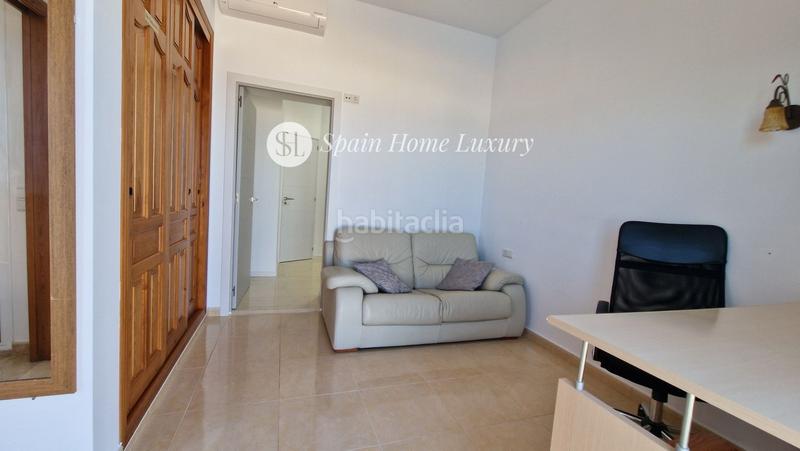 Foto 35df8575-39c0-461e-8954-3a0aee02983c. Xalet amb aparcament piscina a Centro Poble Nou de Benitatxell (el)