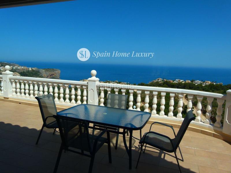 Foto e5df774f-f416-456a-b155-5c6d7433887b. Xalet amb aparcament piscina a Centro Poble Nou de Benitatxell (el)