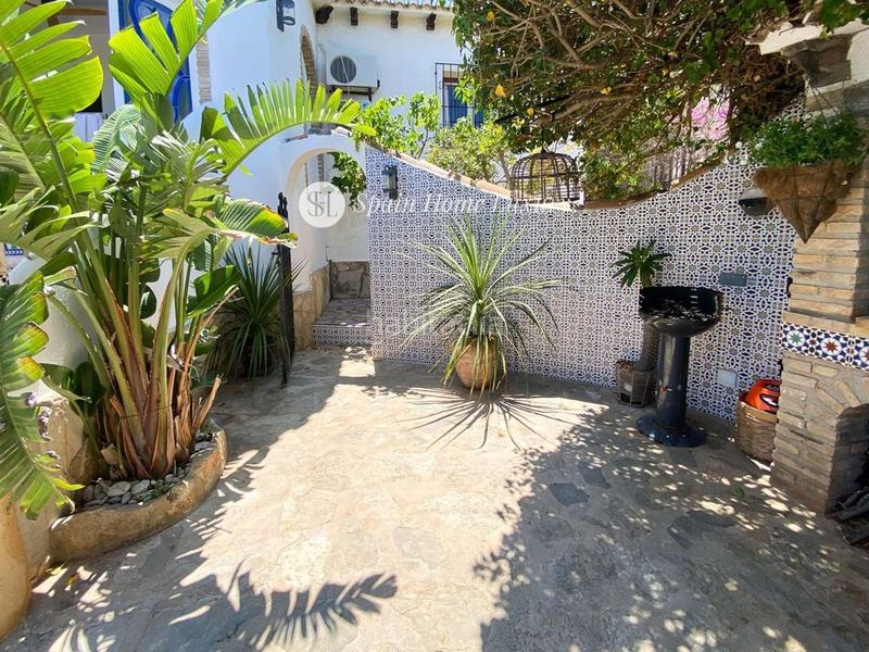 Foto 0b8e4361-5ca8-43f2-8984-35010f5c3fc5. Chalet en Centro Urbano Dénia