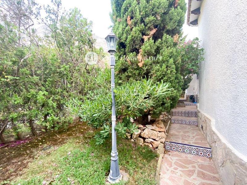 Foto 5396a20d-00aa-4f62-92f6-1eaf6a04179b. Chalet en Centro Urbano Dénia