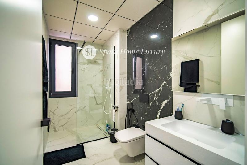 Foto b114cb87-d5b2-4dbc-bba3-9bdc17f5fffc. Chalet en Playa Levante Benidorm