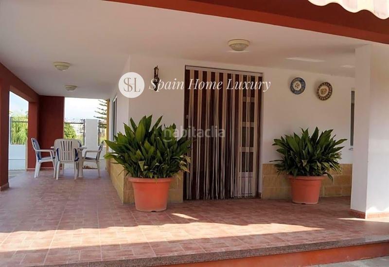 Foto 688e0f52-092d-4174-90fa-99ff2145c5e7. Chalet en Oliva pueblo Oliva