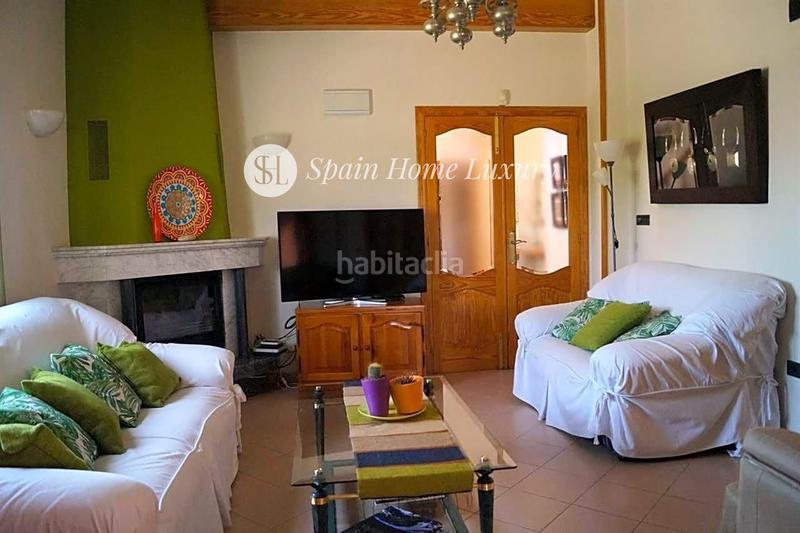 Foto f131efc4-70e0-4a73-8b02-4694ef08dd38. Chalet en Oliva pueblo Oliva