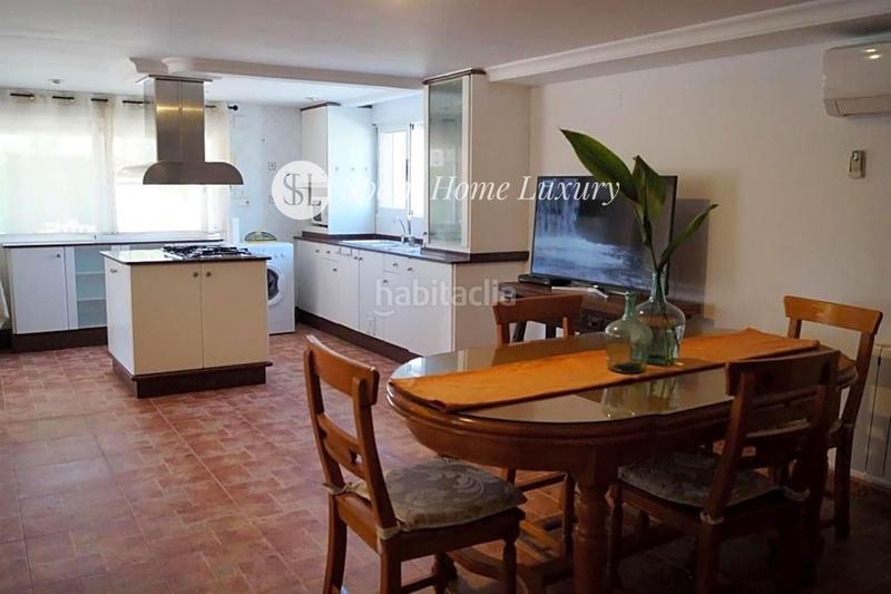 Foto f536e911-b521-482d-859b-8db9f04e7dd8. Chalet en Oliva pueblo Oliva