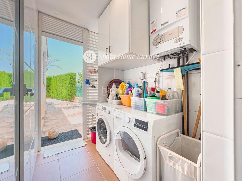 Foto 78b3b6ee-b0ba-4366-8734-e74c20d52a96. Casa pareada en Torre en Conill-Cumbres de San Antonio Bétera
