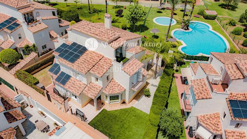 Foto df887766-14d4-4f29-bf30-0f3795fb1794. Casa pareada en Torre en Conill-Cumbres de San Antonio Bétera