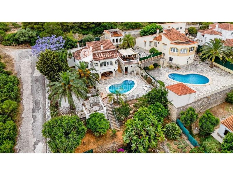 Foto 5c5dec7d-8f70-4aa5-a43f-9a36dbd43474. Casa bifamiliare con parcheggio piscina in La Pedrera-Vessanes Dénia