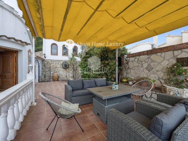 Foto b862fd55-54f0-4726-9804-916f33561ca9. Casa bifamiliare con parcheggio piscina in La Pedrera-Vessanes Dénia
