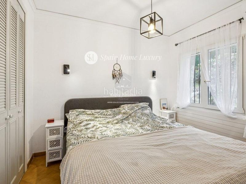 Foto d9a1e435-58e3-4f8f-89e3-54d17167289e. Casa bifamiliare con parcheggio piscina in La Pedrera-Vessanes Dénia