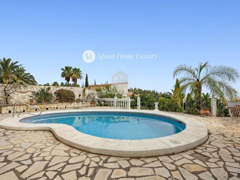 Foto ee561e65-ac88-4f91-a54c-aacb9aa2b807. Casa bifamiliare con parcheggio piscina in La Pedrera-Vessanes Dénia