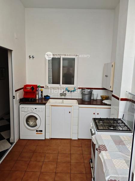 Foto 5cb135a0-f49f-459b-b6f2-b33d13d9abb2. Casa amplia casa de 250m en Xeresa