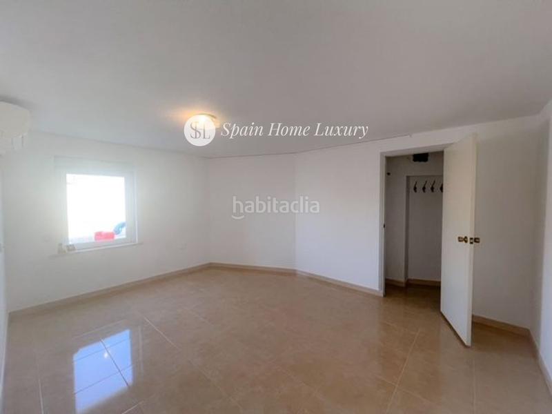 Foto 20152777-ed2b-48c7-a937-56b9d5f66252. Chalet en Centro Mutxamel