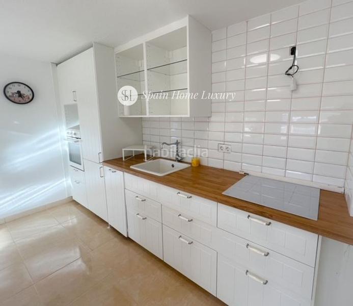 Foto cf85b963-2a0a-415c-b318-295f8f444778. Chalet en Centro Mutxamel