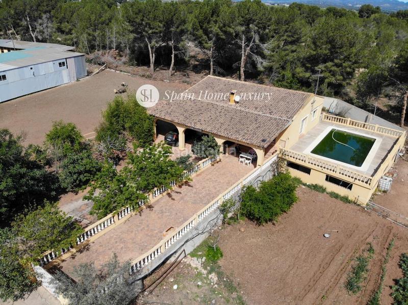 Foto aa9dee7b-2d4f-4ed2-ae70-733a55b25f51. Chalet en Centro Bétera