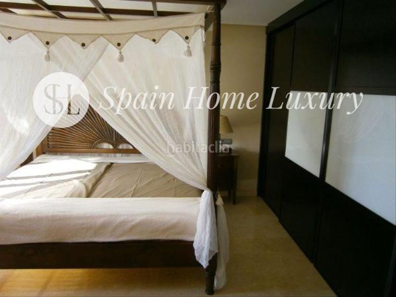 Foto ce0de3a3-d5d5-467f-b29e-00d79cddcda0. Xalet amb aparcament piscina a Gilet