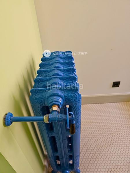 Foto 9b1983a2-bd6d-4f57-a332-e406bee09f11. Edifici a Sant Francesc Valencia