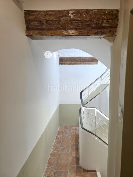 Foto aeabe5e0-e7b2-42a0-8a15-187f45170837. Edifici a Sant Francesc Valencia