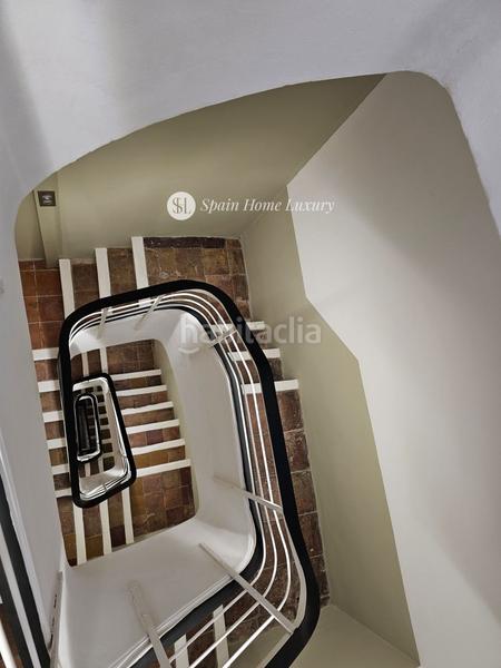 Foto bee9244a-f182-440a-9dd3-d2d01360cdc3. Edifici a Sant Francesc Valencia