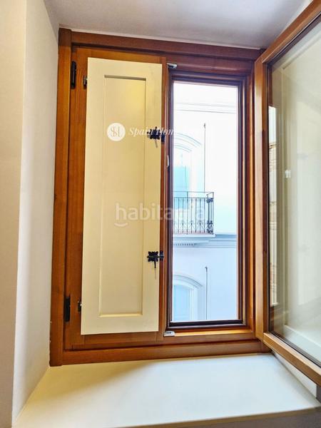 Foto dd1c18b9-afc9-45fc-988f-edd6c7ff2dba. Edifici a Sant Francesc Valencia