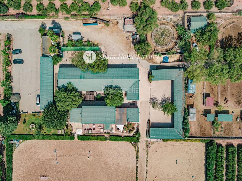 Foto 087a100d-cbfa-43f1-bd2f-b86e1ff842c8. Chalet en Centro Bétera