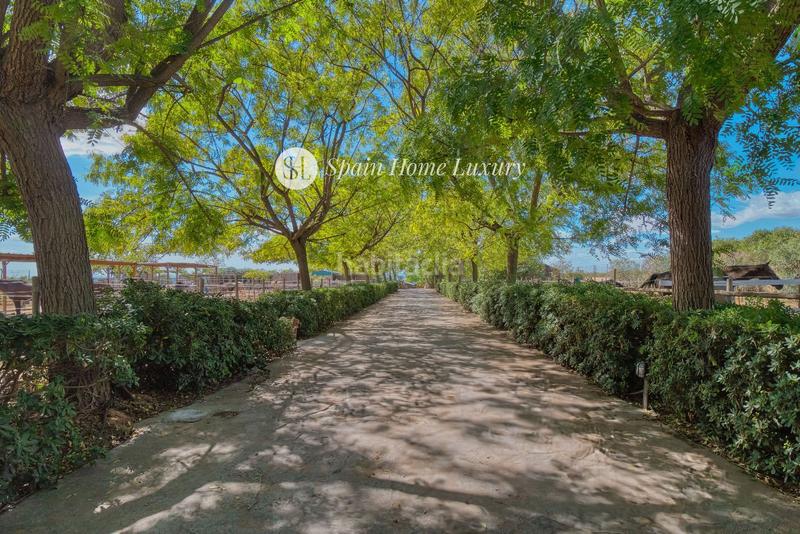 Foto 1547f0ff-7c74-40aa-abc5-552ab17b7a1c. Chalet en Centro Bétera