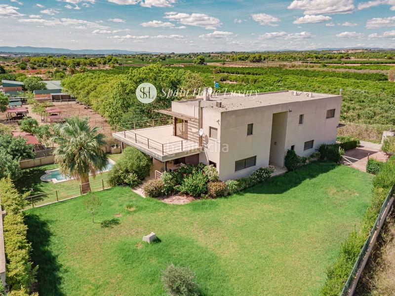 Foto 2cf3b703-fd86-4b88-8db9-955e2a2b96d2. Chalet en Centro Bétera