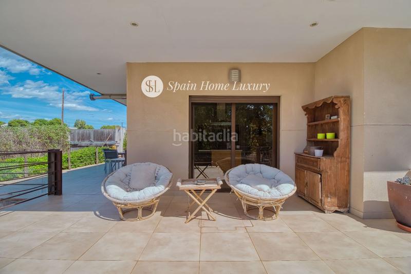 Foto 4049dd6f-4c27-49a5-af19-5e1d8dd1cd2f. Chalet en Centro Bétera