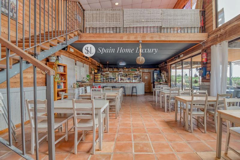 Foto 610eb05f-a111-45ea-b398-91ece2cd3924. Chalet en Centro Bétera