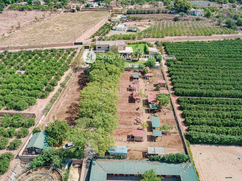 Foto 714a217d-71bb-4229-af38-8b580136361c. Chalet en Centro Bétera