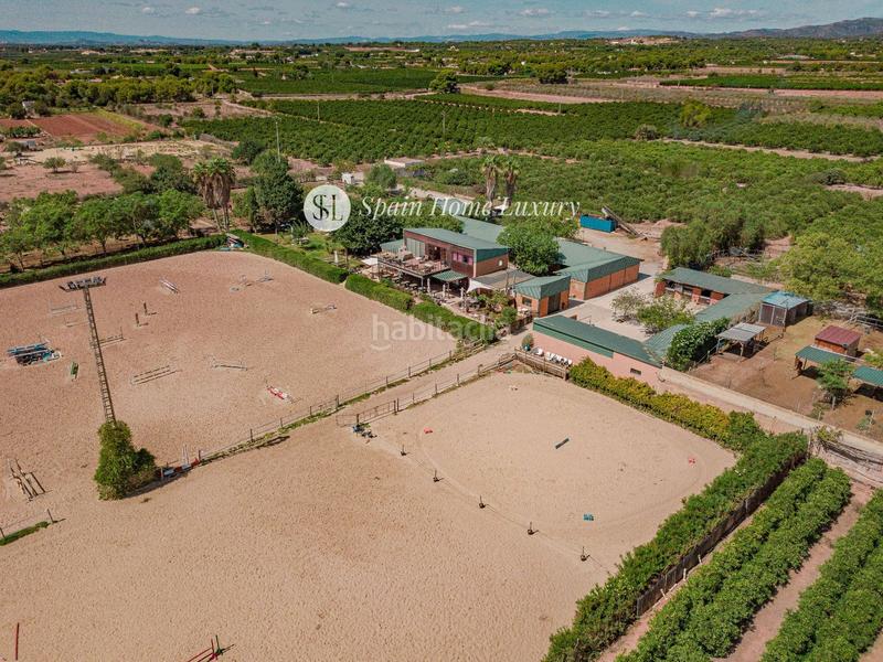 Foto 98b0c7eb-bd06-469b-9583-897499f3fe50. Chalet en Centro Bétera