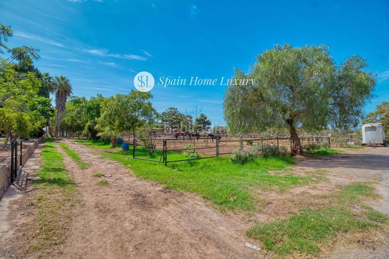 Foto ffb9ac07-2d30-41b0-b12a-94dc56b81aed. Chalet en Centro Bétera