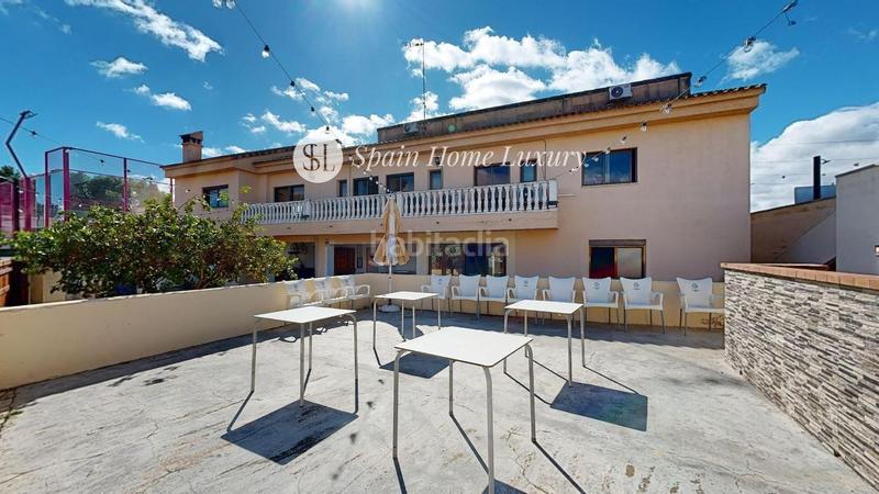 Foto 0530f04b-eb56-40de-85ce-765d2aa7db12. Xalet amb piscina a Godelleta