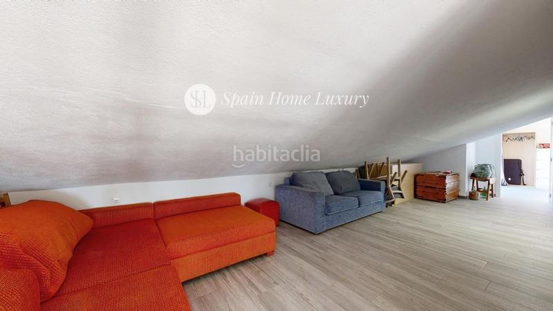 Foto 23e18db6-eb30-4be3-8d3b-4bd4924ff14d. Xalet amb piscina a Godelleta